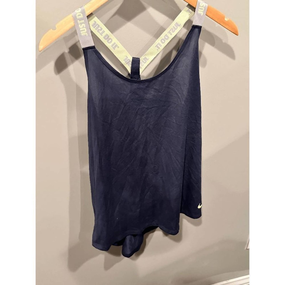 Nike Pro
Dri-Fit Workout Tank
Navy - Size large
